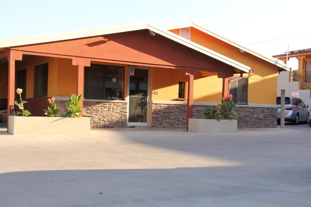 Budget Inn Artesia Exterior photo