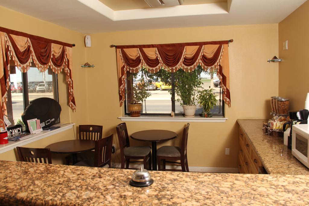 Budget Inn Artesia Exterior photo