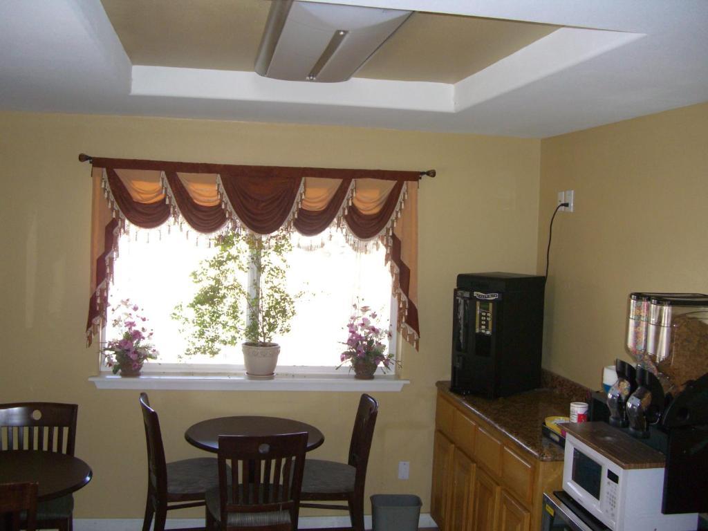 Budget Inn Artesia Exterior photo
