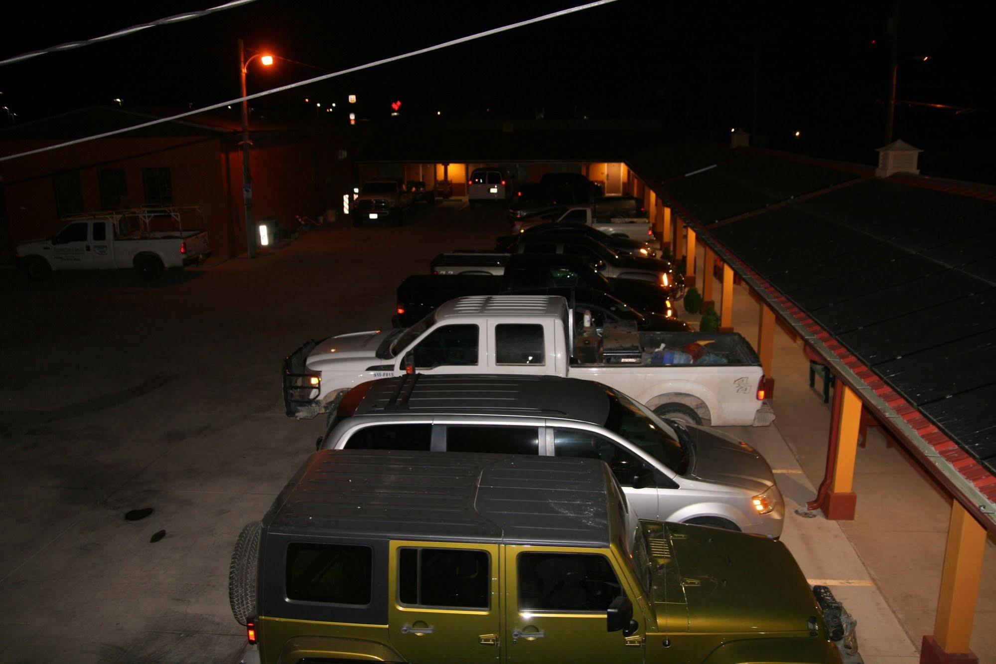 Budget Inn Artesia Exterior photo