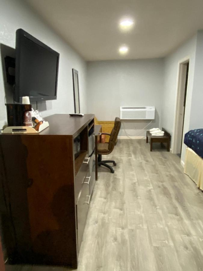 Budget Inn Artesia Exterior photo
